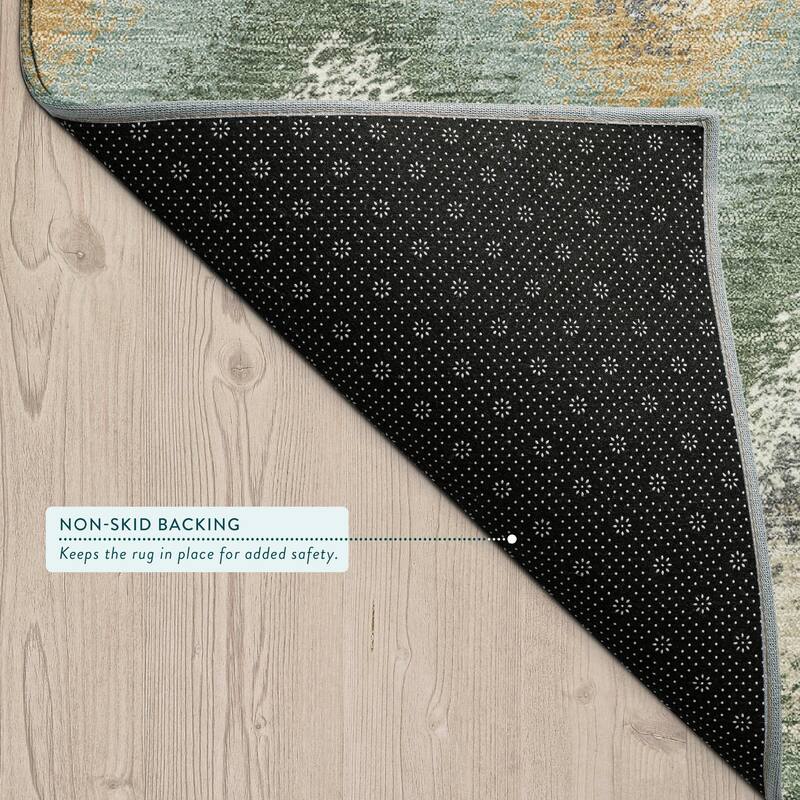 Machine Washable Indoor/ Outdoor Modern Chevron Chantille Rug