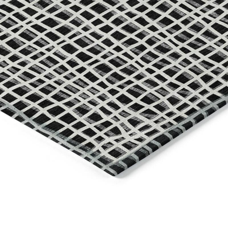 HomeRoots Striped Transitional Rectangle Outdoor Rug
