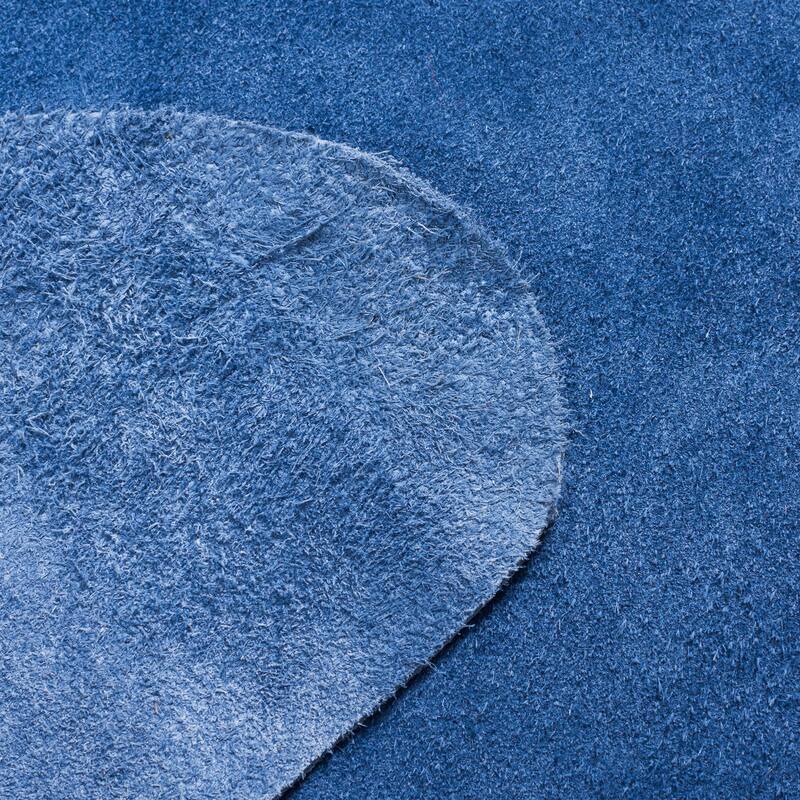 SAFAVIEH Handmade Cow Hide Radomila Cabin & Lodge Rug
