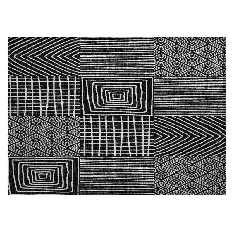 Machine Washable Indoor/ Outdoor Geo Patchwork Chantille Rug