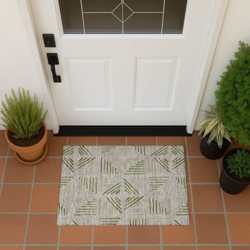 Machine Washable Indoor/ Outdoor Geo Dia Chantille Rug - Flax - 1'8" x 2'6"