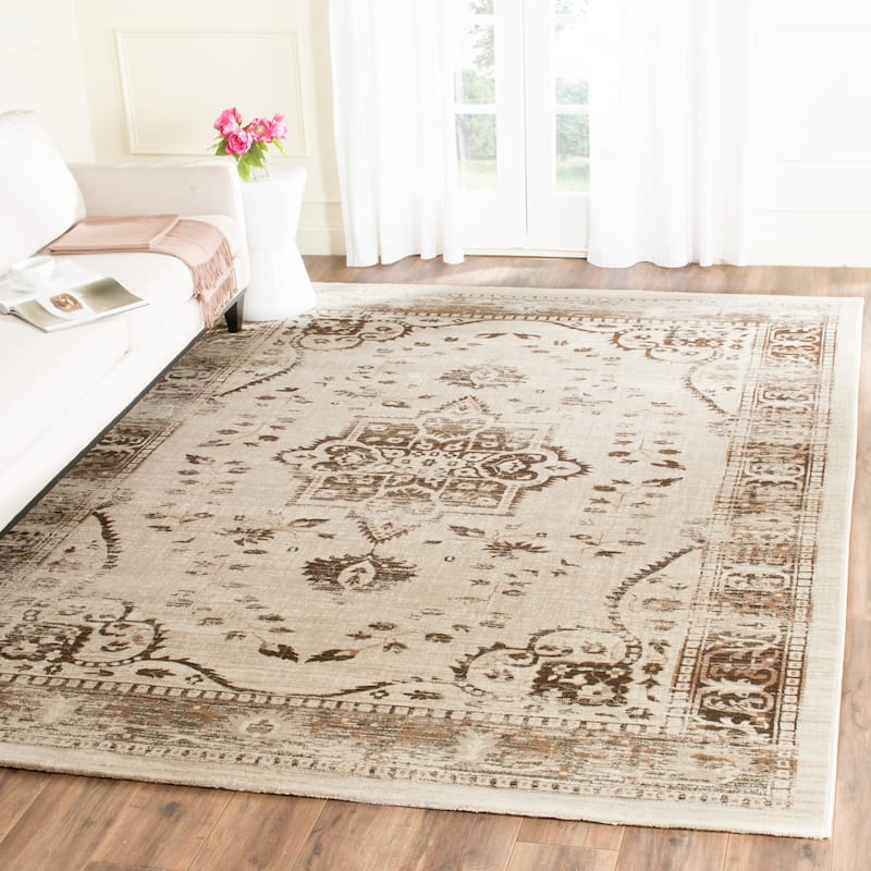 SAFAVIEH Evoke Bev Distressed Vintage Boho Rug