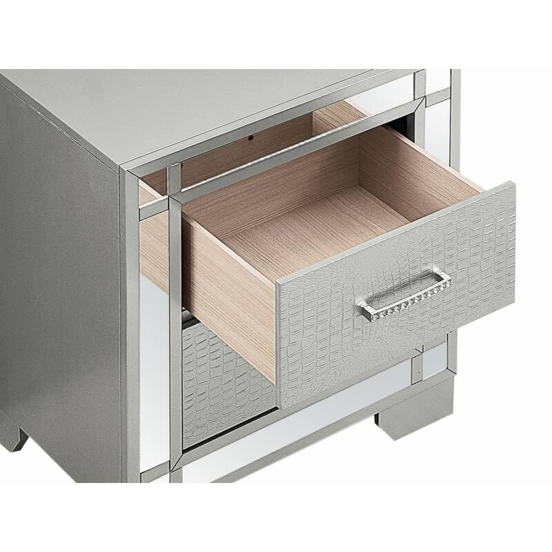 Glory Furniture Madison , Silver Champagne
