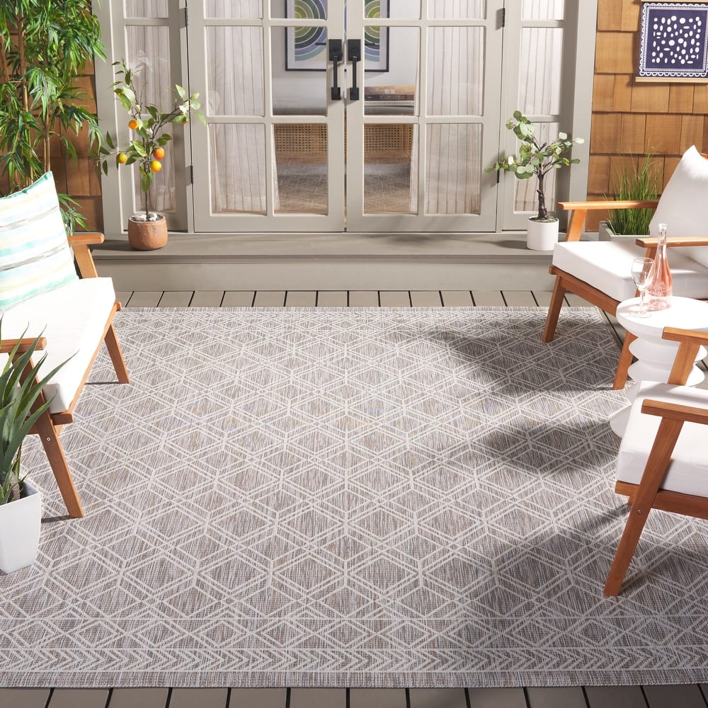 SAFAVIEH Courtyard Siggerdur Transitional Indoor/Outdoor Rug