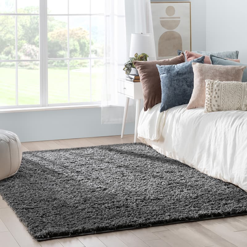 Well Woven Elle Basics Emerson Plain Shag Area Rug