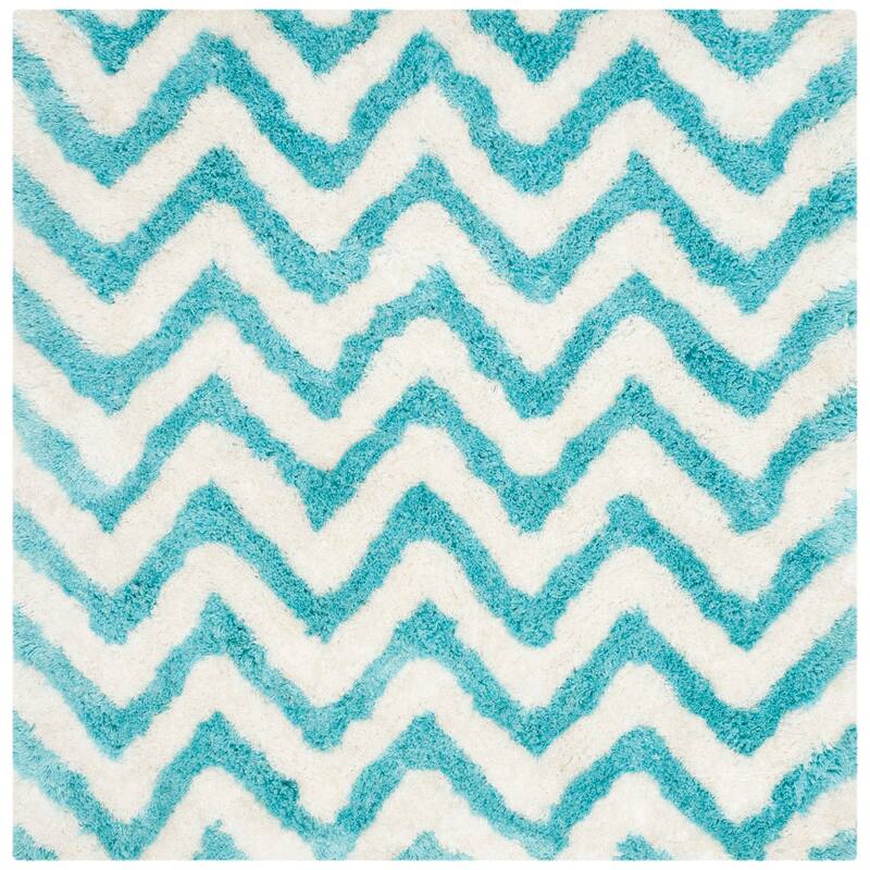 SAFAVIEH Handmade Barcelona Shag Rayya Polyester Rug - 5' Square - Ivory/Blue