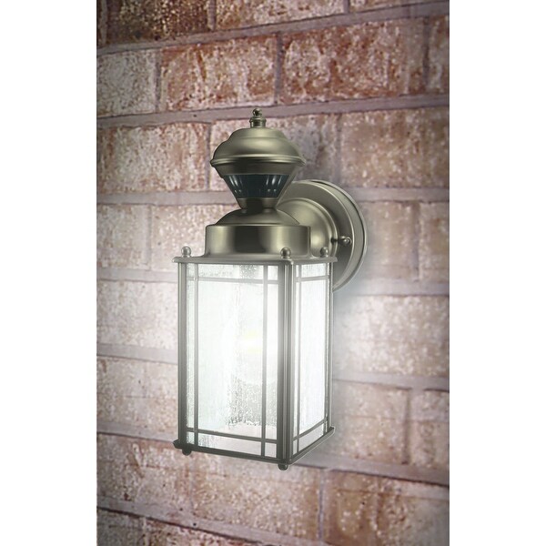 Heath Zenith HZ-4135 Shaker Cove Single Light 150 Degree Motion