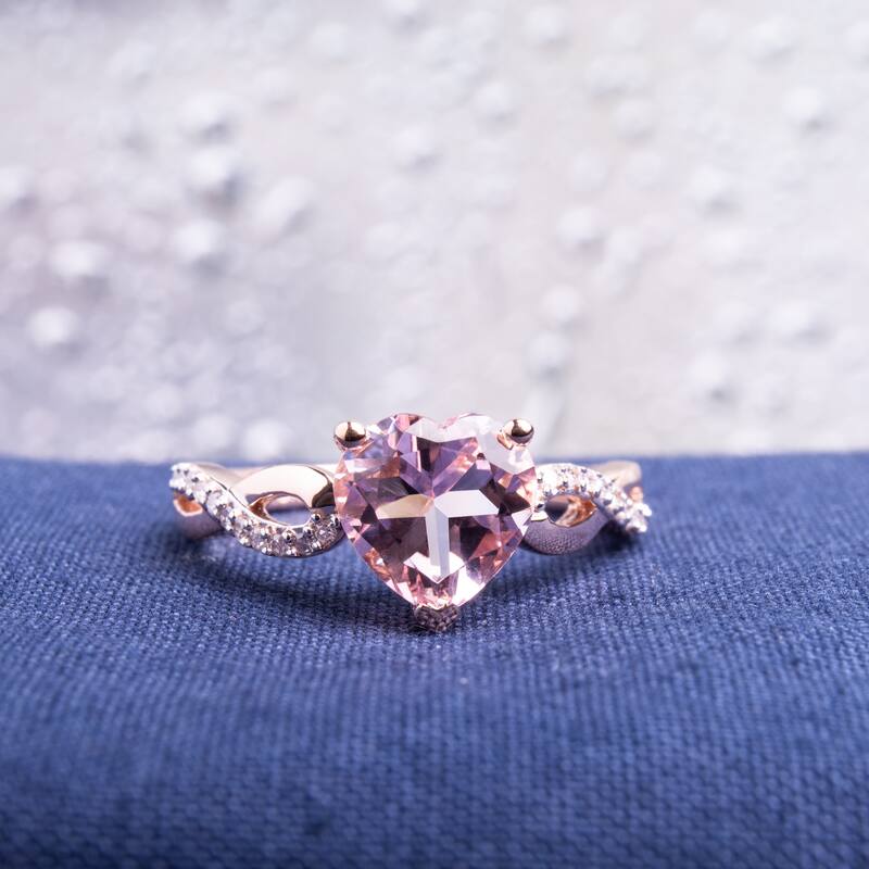 Miadora 10k Rose Gold Heart Shaped Morganite and 1/10ct TDW Diamond Twist Ring (G-H, I2-I3) - Pink