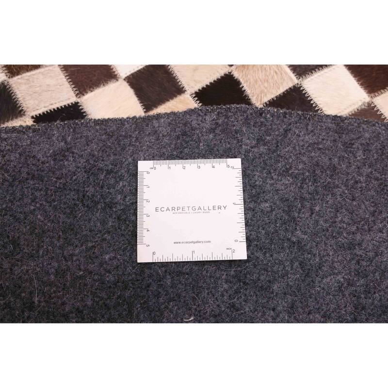 ECARPETGALLERY Handmade Cowhide Patchwork Dark Brown, Ivory Leather Rug - 5'1 x 5'1