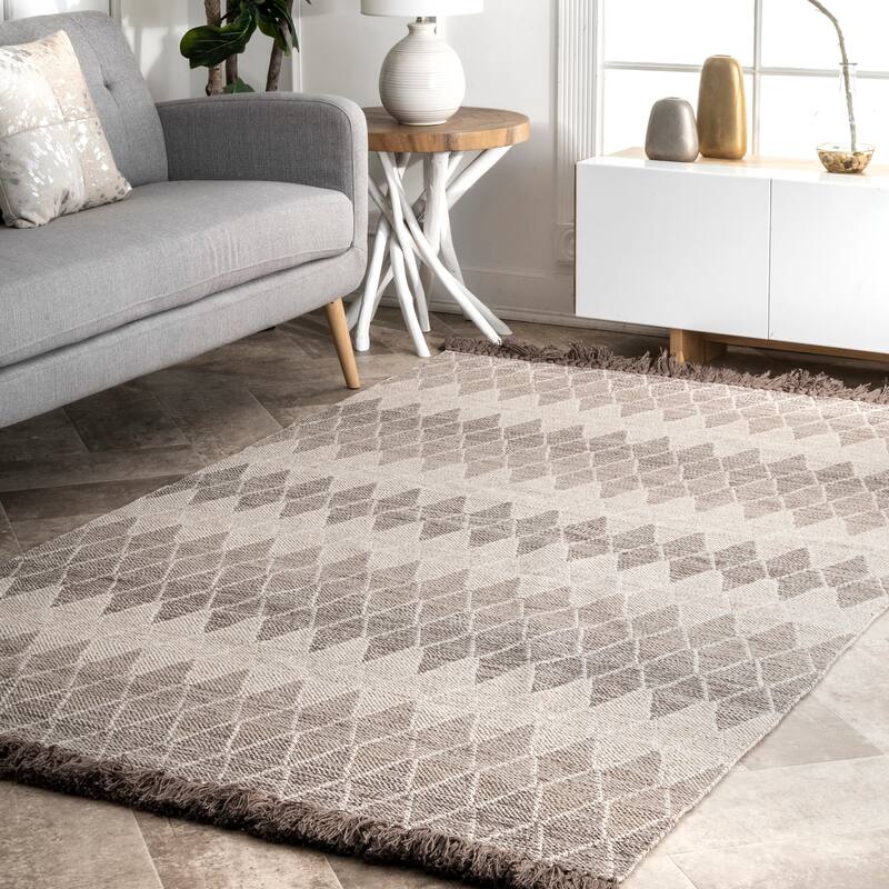 Nuloom Geometric Katelyn Ombre Trellis Area Rug - 5' x 8' - Brown - Rectangle