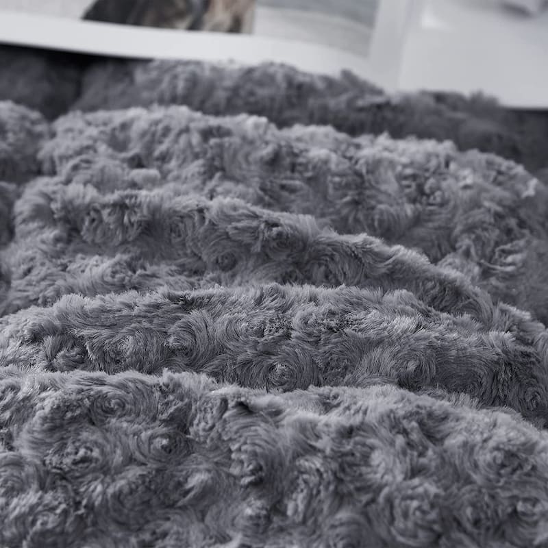 Puppy Love - Coma Inducer® Oversized Comforter - Pedigree Silver