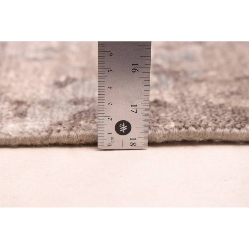 ECARPETGALLERY Hand-knotted Legacy Light Grey Silk Rug - 5'4 x 7'10