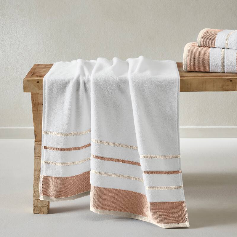 Linery & Co. Luxury Cotton Decorative Towel Set.