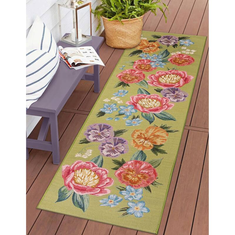 Liora Manne Marina Secret Garden Indoor/Outdoor Area Rug - 1'11" x 7'6" - Green