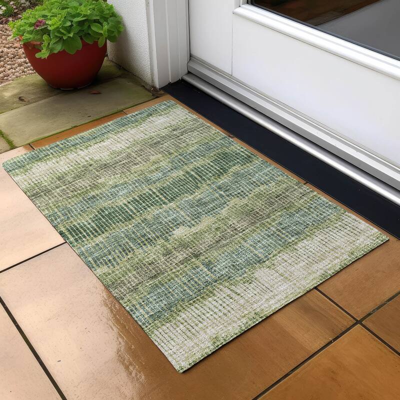 Machine Washable Indoor/ Outdoor Chantille Stripe Abstract Rug - Green - 1'8" x 2'6"