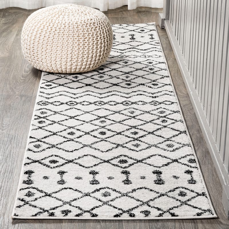 JONATHAN Y Izil Moroccan Beni Souk Area Rug