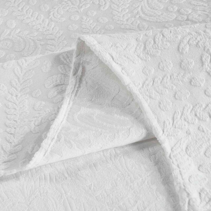 Superior Aspen Jacquard Floral Scalloped Edges Cotton Blend Bedspread Set