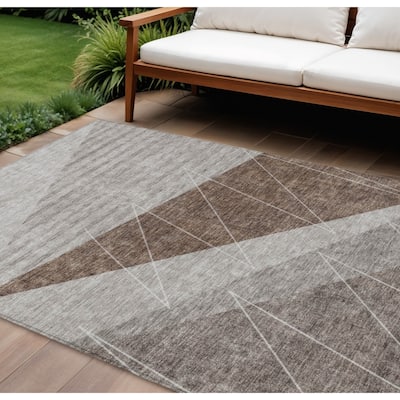 HomeRoots Geometric Transitional Rectangle Outdoor Rug