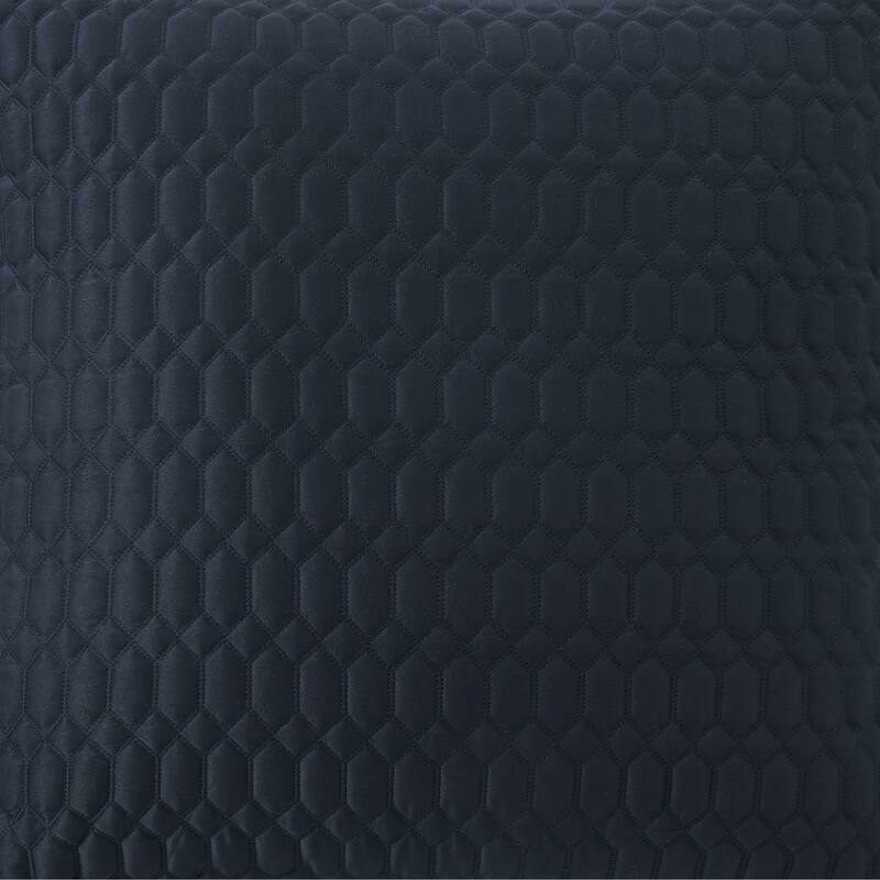 J. Queen New York Brilliance Navy Quilt Set