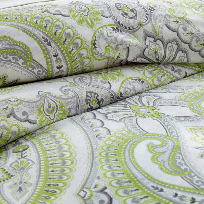 Vilano Plush All Seasons Pure Melody Paisley Down Alternative 3-piece Comforter