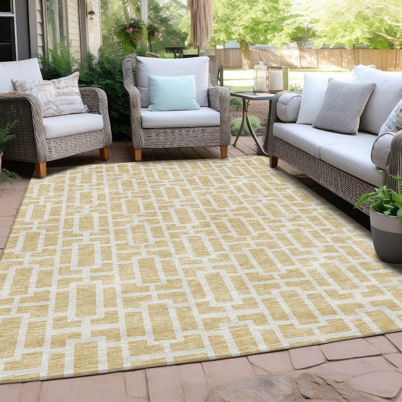 Machine Washable Indoor/ Outdoor Chantille Contemporary Geo Rug - Wheat - 3' x 5'