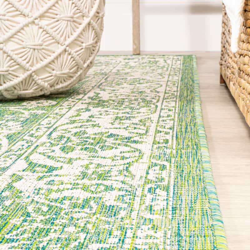 JONATHAN Y Sinjuri Bohemian Textured Weave Floral Indoor/Outdoor Area Rug