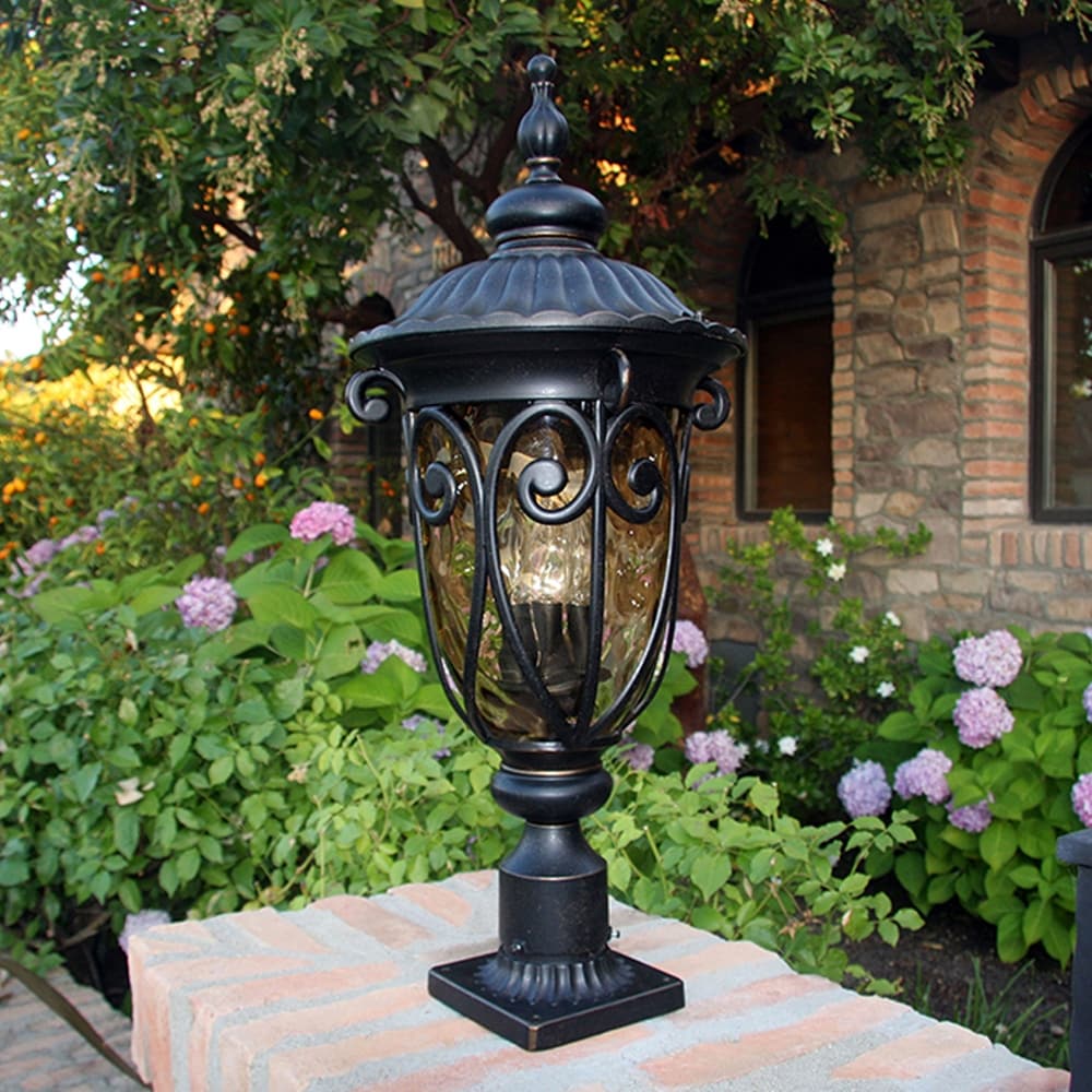 Exterior corner light top