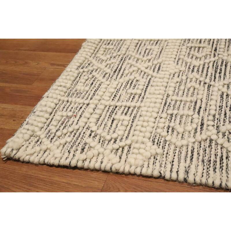 Hand Knotted Oriental 100% Wool Carpet Modern Geometric Beige & Ivories Modern Gotti Design Runner Rug - 7' 5'' X 2' 2''