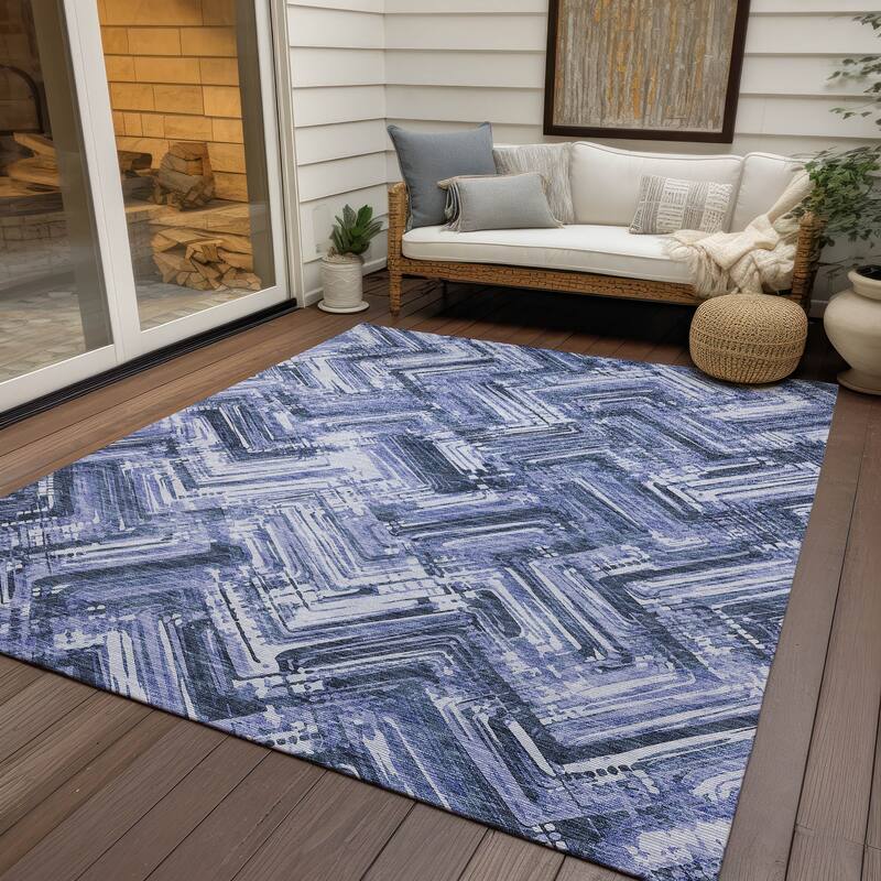 Machine Washable Indoor/ Outdoor Chantille Modern Chevron Rug