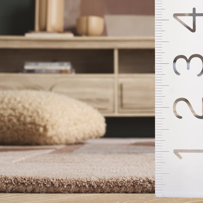 SAFAVIEH Handmade Fifth Avenue Threasa Mid-Century Modern Viscose Rug