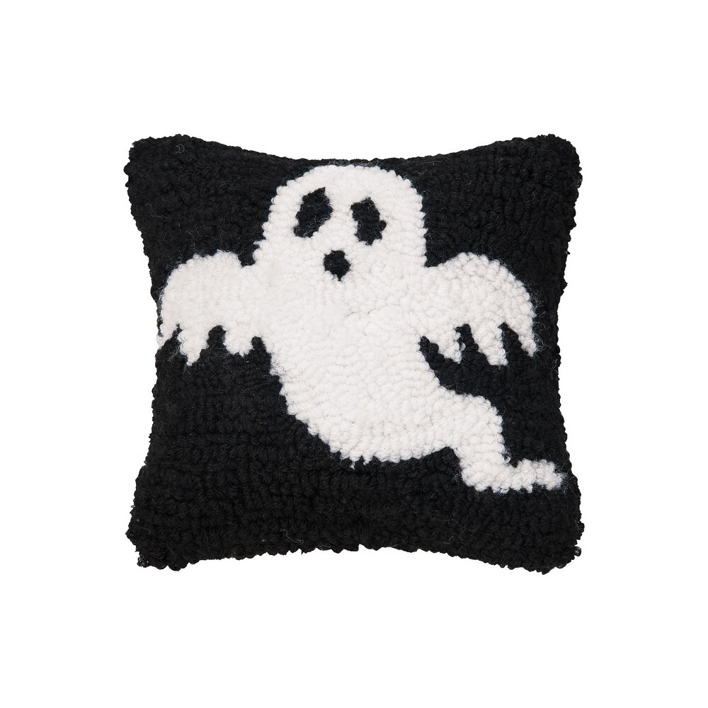 Full Moon Bat Hooked Pillow  Hooked Halloween Pillows 