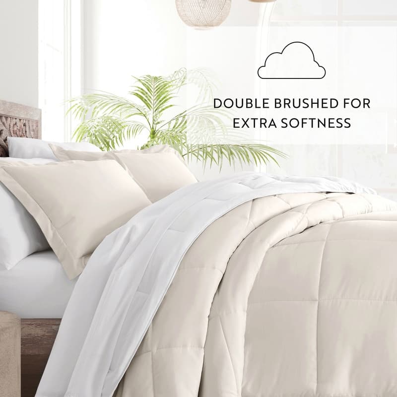 Soft Essentials All-season Down Alternative Reversible Lightweight Comforter Set