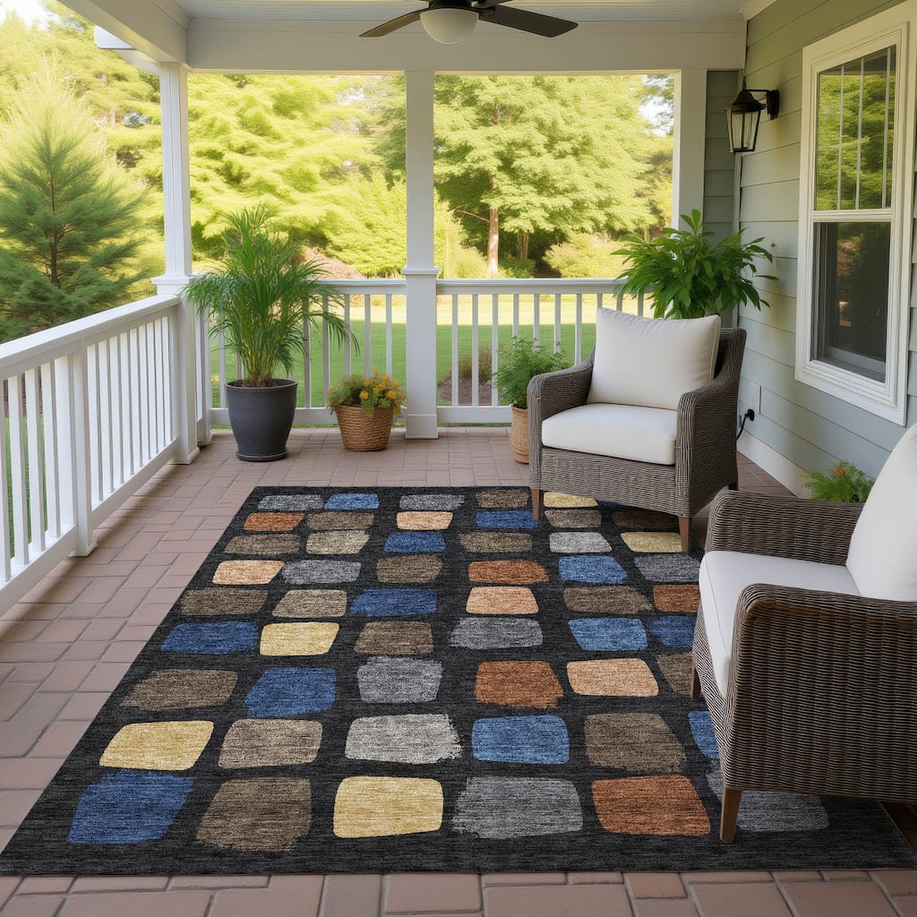 Machine Washable Indoor/ Outdoor Casual Hoppy Chantille Rug