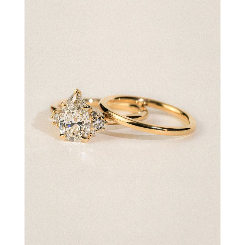 Kobelli 2.22 Carats Pear Lab Grown Diamond Certified Solid 14k Plain Gold Bands Dulce 2pc Bridal Set