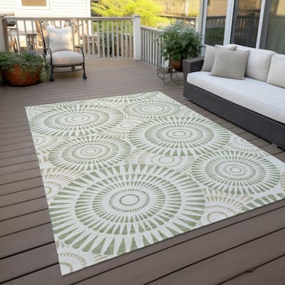 Machine Washable Indoor/ Outdoor Chantille Contemporary Burst Rug