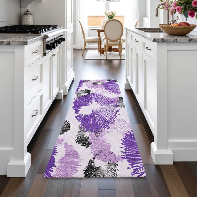 Machine Washable Indoor/Outdoor Modern Floral Chantille Rug