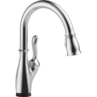 Delta Leland Pull-Down Kitchen Faucet with Magnetic Docking ...