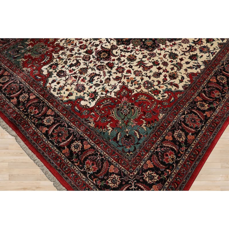 8'7''x12'4'' Hand Knotted Wool Ivory Bidjar 350 KPSI Plush Pile Rug - 8' 7'' x 12' 4''