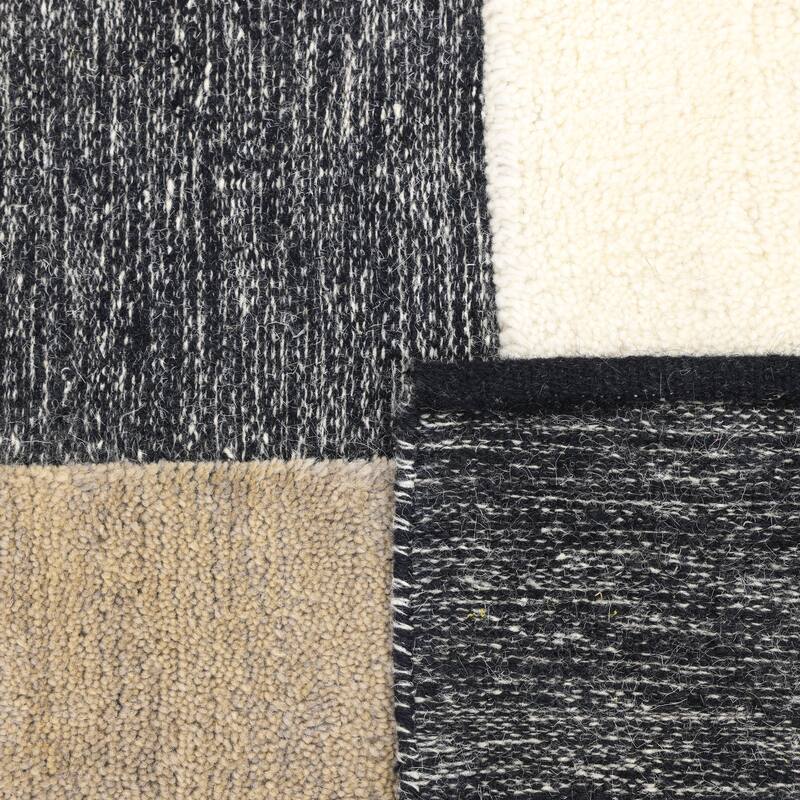 Overton Handmade Modern Contemporary Checkered Area Rug