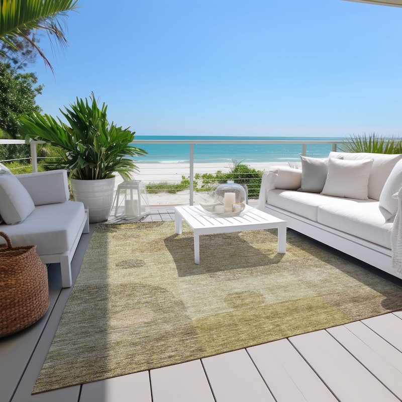 Machine Washable Indoor/ Outdoor Contemporary Geo Chantille Rug