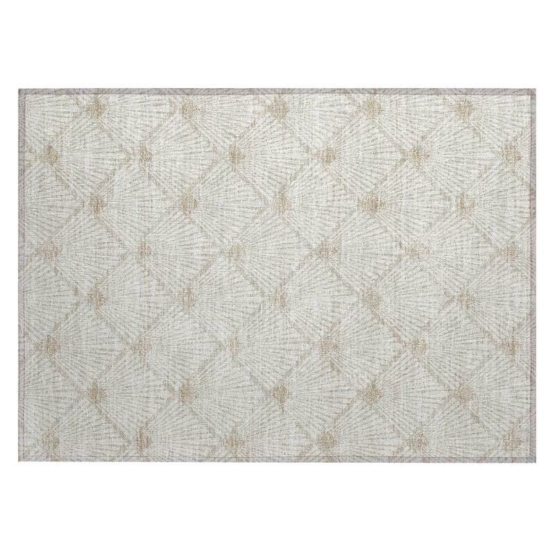 Machine Washable Indoor/ Outdoor Chantille Modern Shells Rug
