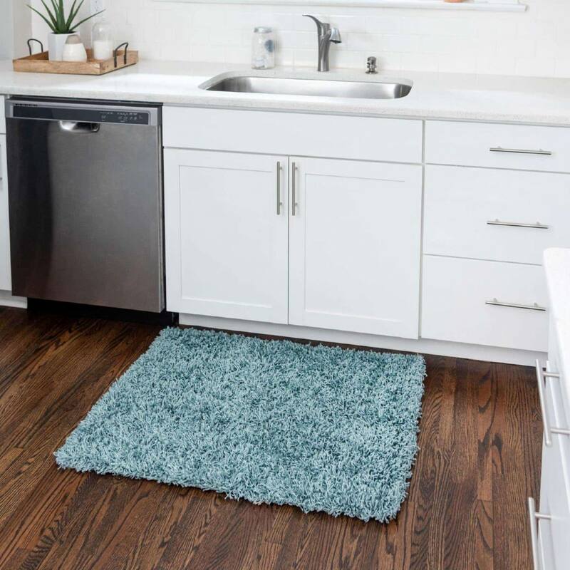 Shag Laurian Collection Area Rug