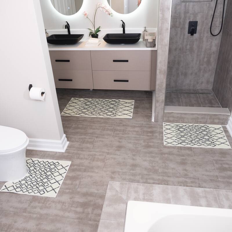Geometric Design 3 Piece Bathroom Rugs Set - Non-Slip Ultra Thin Bath Rugs for Bathroom Floor - Washable Bathroom Mats Set