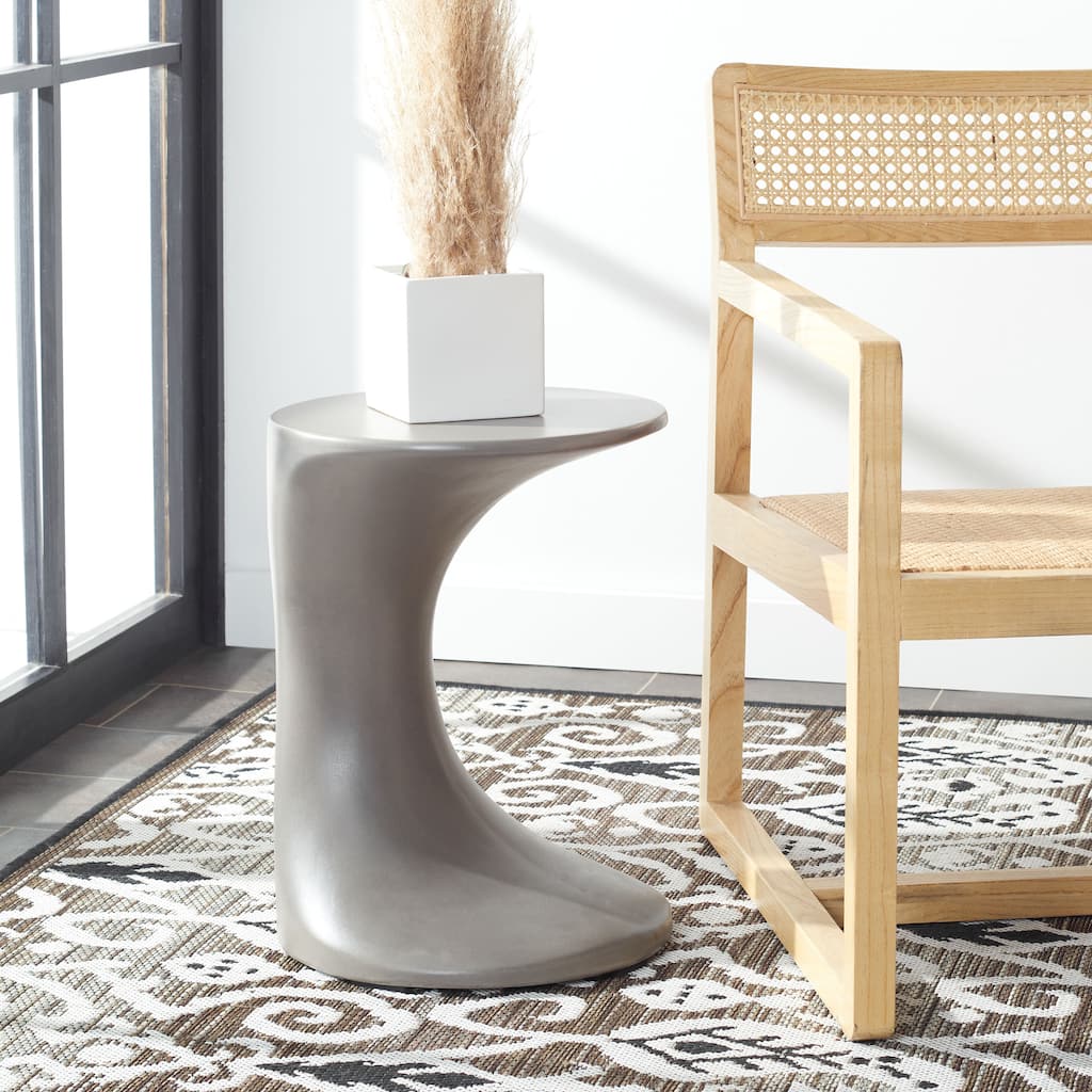 SAFAVIEH Outdoor Aloyse Concrete Accent Table - 13.78" W x 13.78" L x 18.11" H - 14Wx14Dx18H