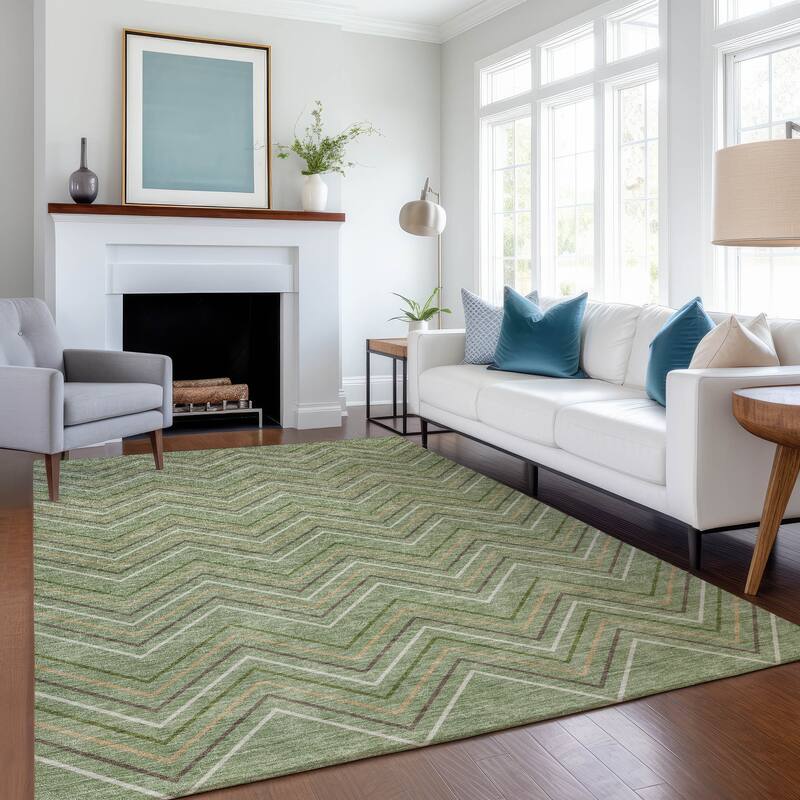 Machine Washable Indoor/ Outdoor Modern Chevron Chantille Rug