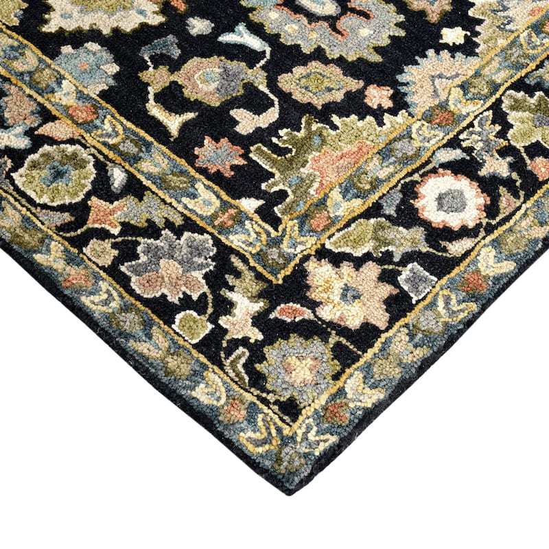 Empress Black Traditional Hand-Hooked Area Rug 2' x 3'