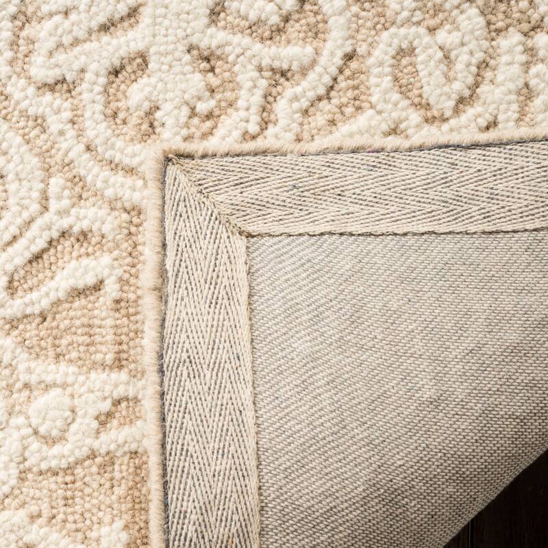 SAFAVIEH Handmade Blossom Mahalia Modern Floral Wool Rug