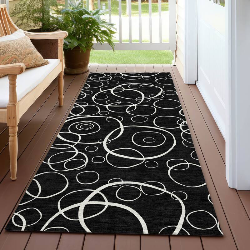 Machine Washable Indoor/ Outdoor Contemporary Nexus Chantille Rug - Black - 2'3" x 7'6"