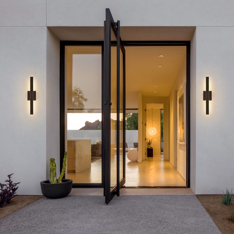Rennnsan 20 in. Modern Simple Black Aluminum Linear Dimmable LED Outdoor Wall Sconce - 4.7 in. W x 20 in. H
