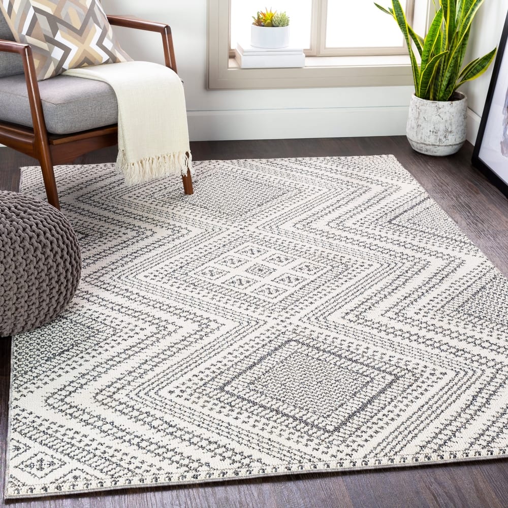 Surya Rosie Indoor/ Outdoor Moroccan Diamond Area Rug